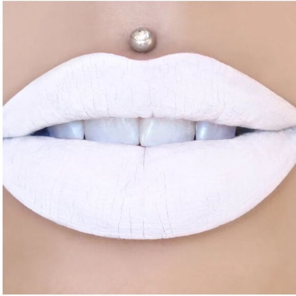 Jeffrey Star VELOUR LIQUID LIPSTICK In Drug Lord~True White - Picture 1 of 3